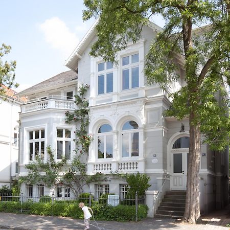 Schlossgarten Olsztyn Bagian luar foto